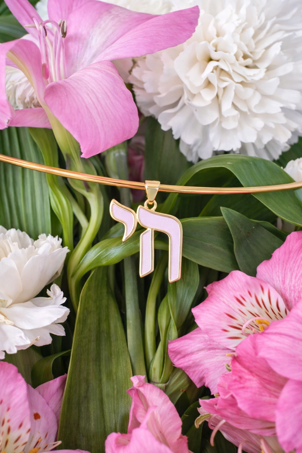 The "Sofia" Wire Choker